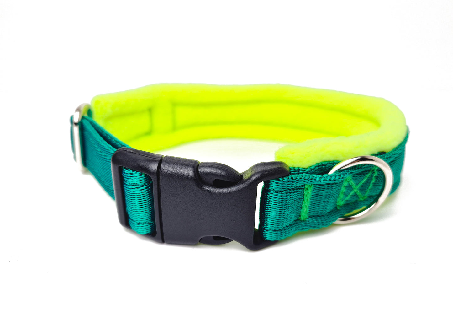 Padded Nylon Clip Collar