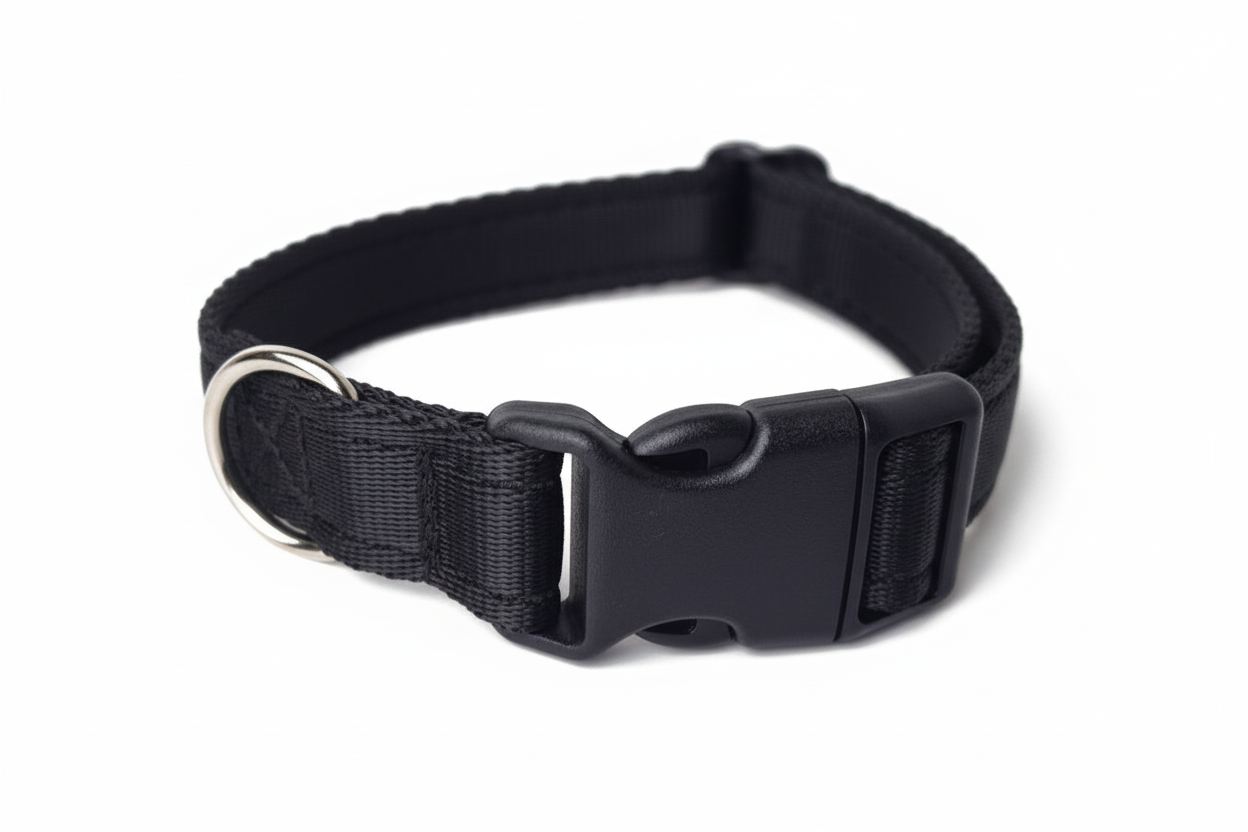 Black clip collar